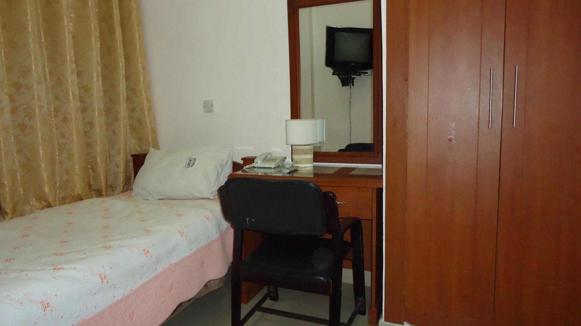 Rainbow Hotel Dar es Salaam Kamer foto